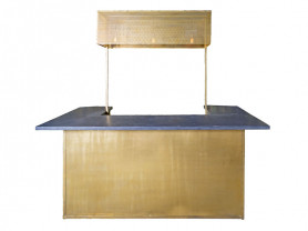 Gold bar grill with lamp