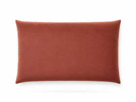 Rectangular velvet rose cushion