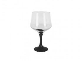 Black pie gin glass