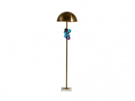 Inch floor lamp