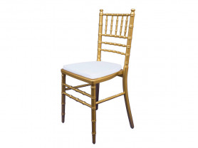 Silla Chiavari oro cojín blanco