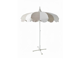 Pagoda two-tone parasol